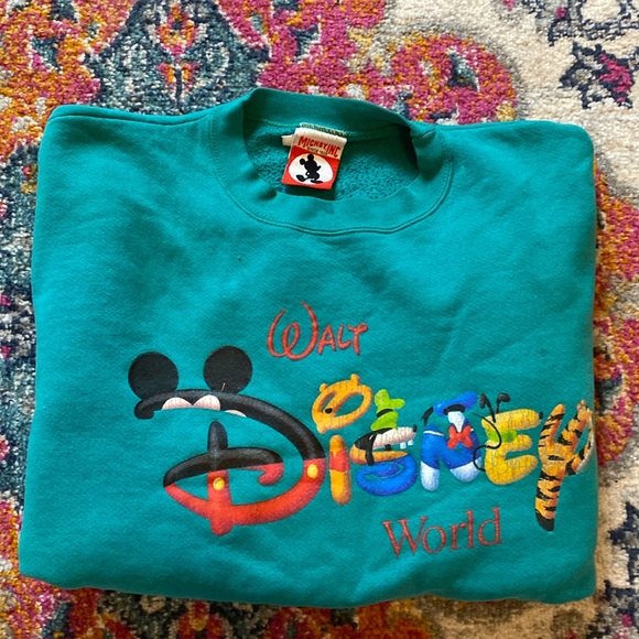 VINTAGE WALT DISNEY WORLD SWEATSHIRT - Picture 1 of 5